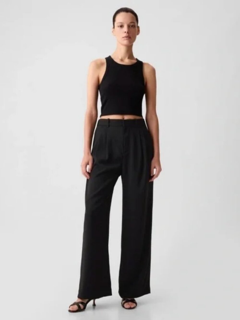 Abercrombie Sloan Wide Leg Pant - Size 4